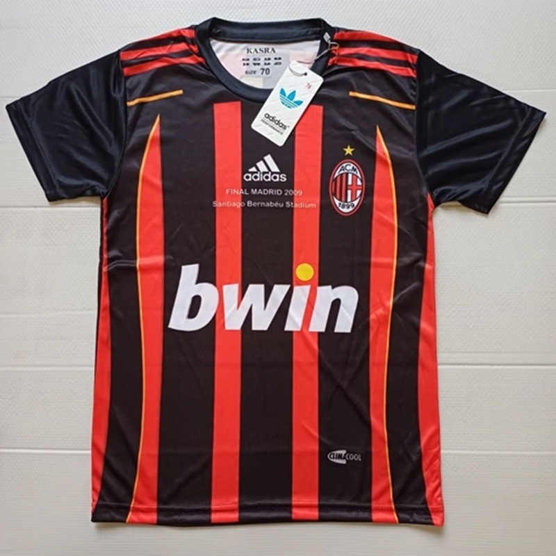 ست تی شرت و شلوارک ورزشی پسرانه میلان مدل کاکا Home 2007