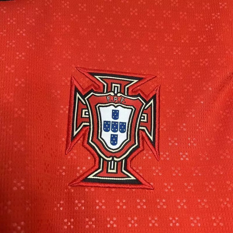ست تیشرت و شلوارک ورزشی پسرانه مدل پرتغال Home 2026